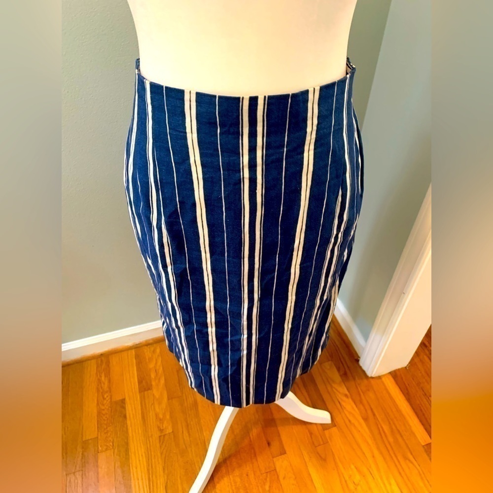Jones New York Vintage linen pencil skirt, size 12